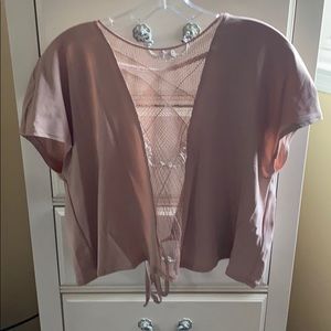 BRAND NEW under armour top